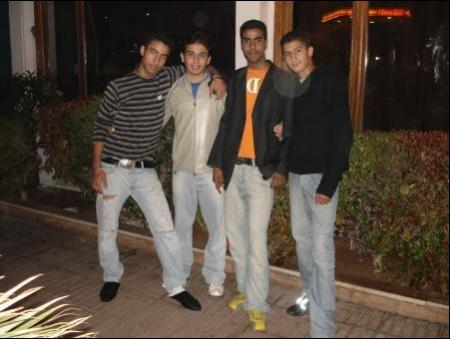ouu pouse m9awad